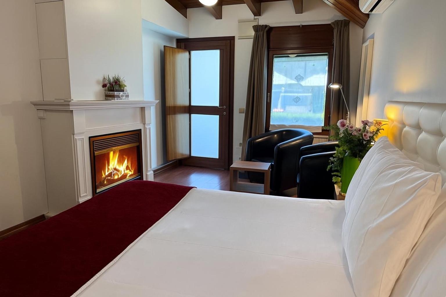 Superior Double Room fireplace Spa Access,1697787553:JPEG